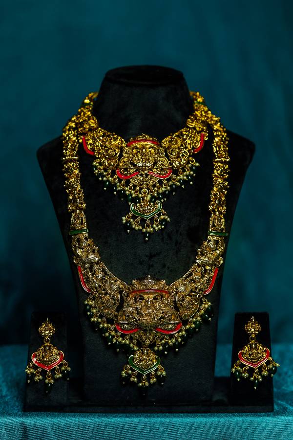 Devine Lakshmi Antique Gold-Pleated Grand Bridal Temple Jewellery Combo Set[Necklace,Haram & Earrings]