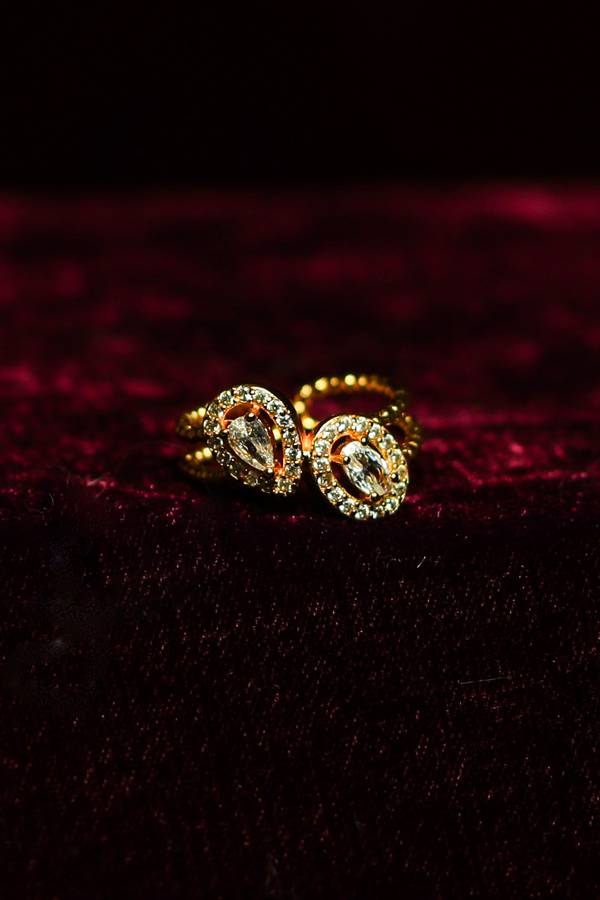 Sparkling Dual-Motif Adjustable Gold-Plated Cocktail Ring