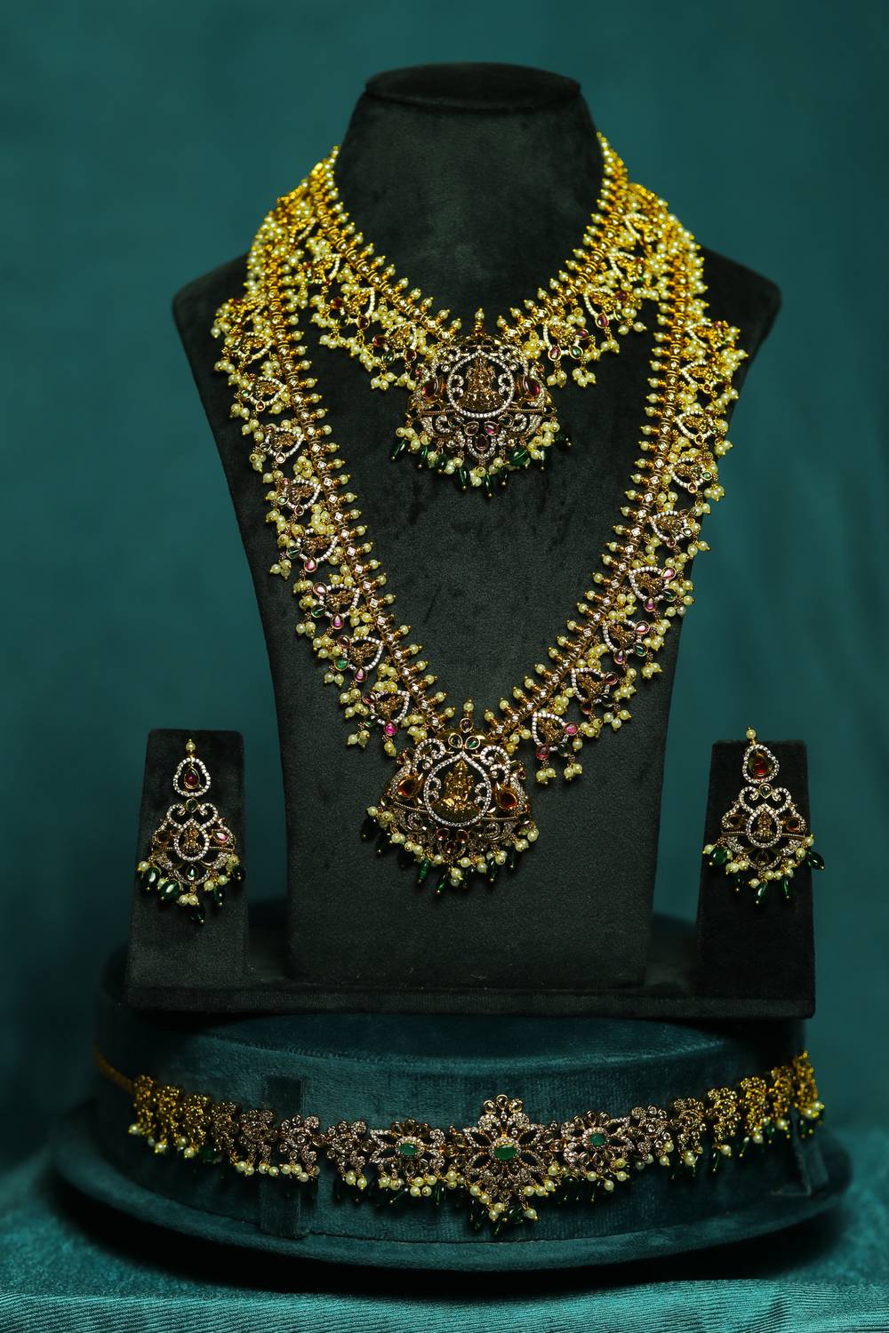 Royal Guttapusalu Bridal Set[5-Piece combo]