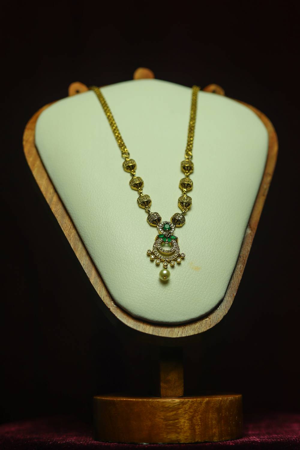 Heritage Green Gemstone Dholki Bead Neckpiece