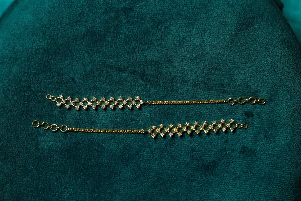 Contemporary Zig-Zag Crystal Linked Matilu / Ear Chains Set