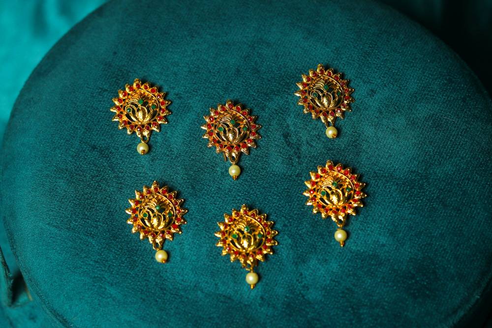 Royal Mayur Kemp Jadabillalu Set with Pearl Drops (6-Piece Set)