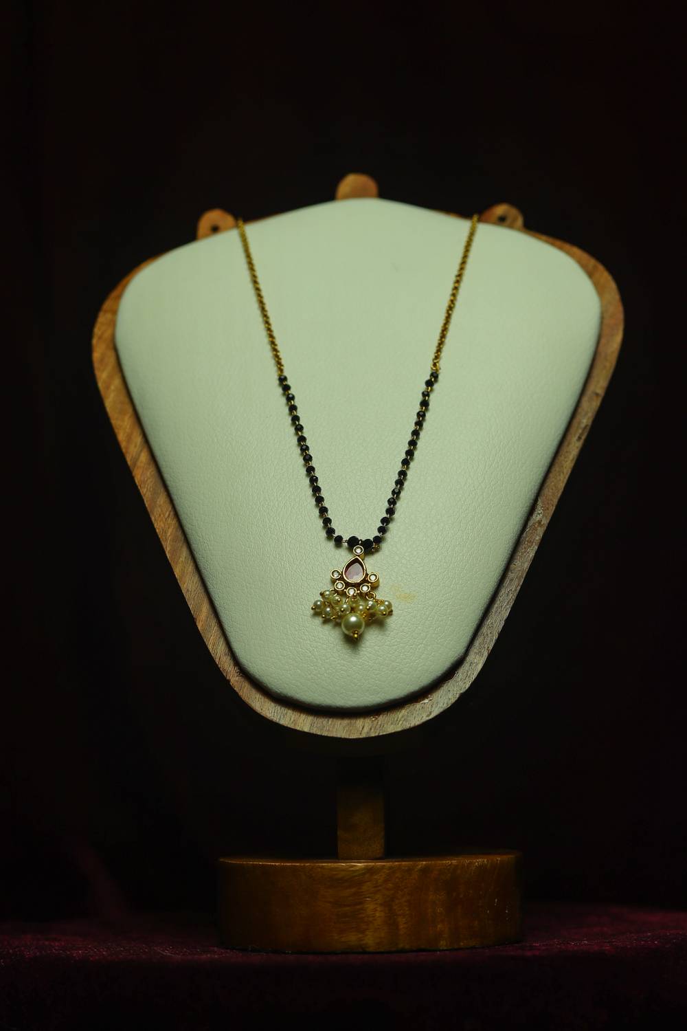Teardrop Kundan & Bunch Pearl Short Black Beads